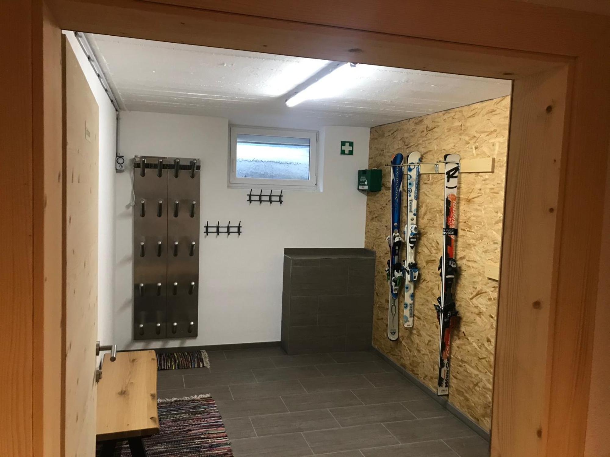 Apart Alp Line Apartment Mils bei Imst Bagian luar foto