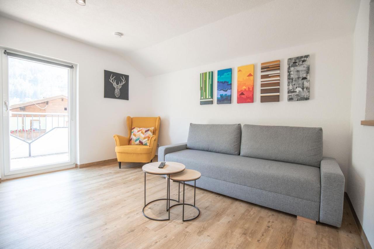 Apart Alp Line Apartment Mils bei Imst Bagian luar foto